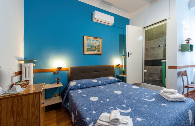 Alessandro a San Pietro Best Bed - Photo 10