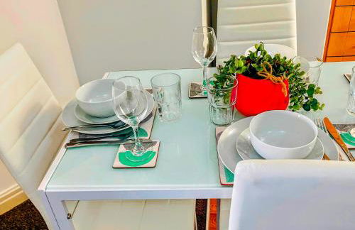 2Bedroom Gem at Golborne, Warrington with Free Parking - Contractor Friendly - Foto 14