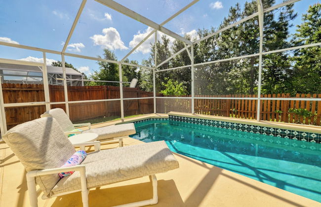 Arler House - Amazing 4 Bed 3 Bath - Private Pool - Photo 22