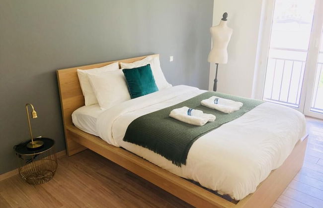 Large Art Deco Flat 100m2 in City Center - Parking - Photo 2