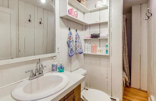 Historic 1820s Homestead on Battenkill River! - Foto 17