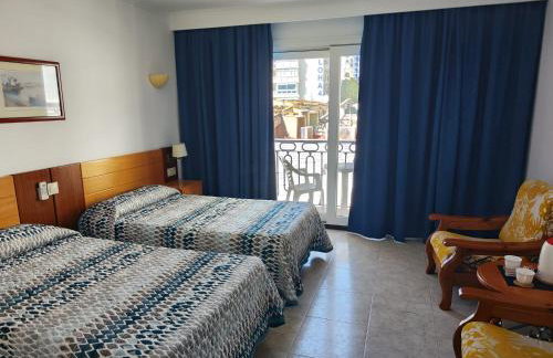 Apartamentos Leonor Carihuela - Photo 33