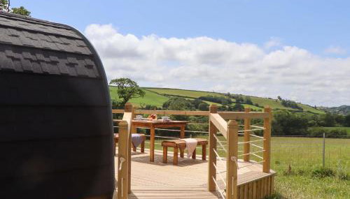 Under Oak Pod - Photo 3