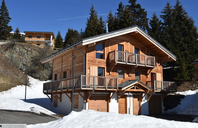 Splendid Chalet in Chamrousse With TV - Photo 35