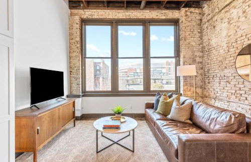 Brick & Bed Riverfront Lofts, PC 202 - Foto 1