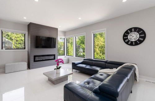 Brand-New 3Story Home with Rooftop in Midtown - Foto 1