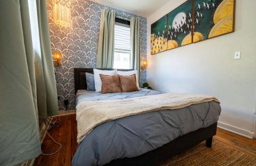 Bloom and Relax Historic 1BR in Downtown - Foto 27