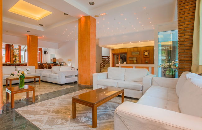 Pavlos Hotel - Photo 4