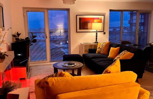 City Centre Chester Waterways Apartment - Photo 21