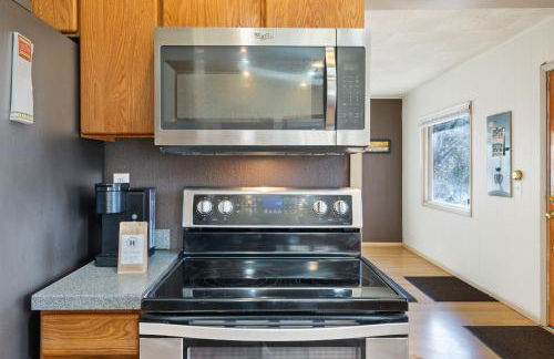 Lake View House w Beautiful Acres to Explore - Foto 12