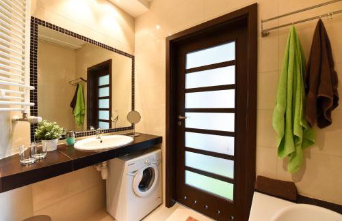 APARTAMENT CENTRUM - 2 z miejscem parkingowym - Photo 17