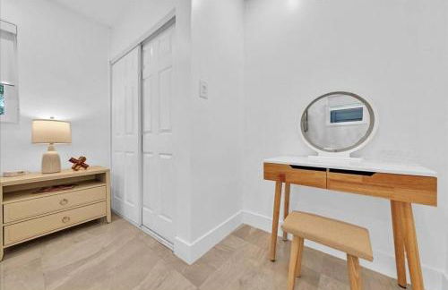 Sunny Days Getaway, 5BD Heated Pool Family Home! - Foto 28