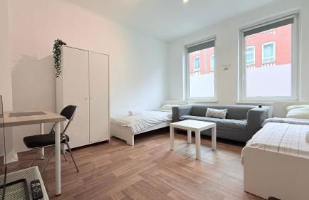 Komfortable Apartments in Kiel zentral mit kompletter Ausstattung - Foto 1