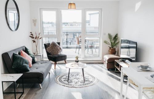 Oakgrove Apartment - 2 Bedroom with Terrance and private parking - Foto 1