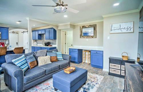 Blue Cottage in the Bayou with Private Yard! - Foto 6