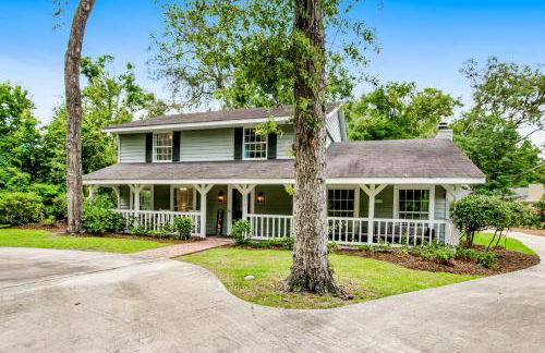 Relaxing, dog-friendly home with furnished patio, washer/dryer, WiFi, & AC - Foto 1