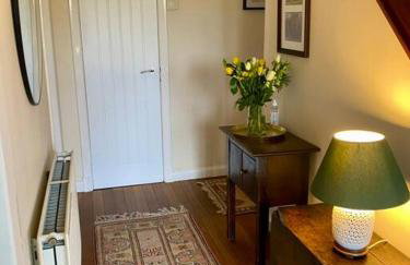 A spacious hidden gem with hot tub, lovely garden & views - Foto 6