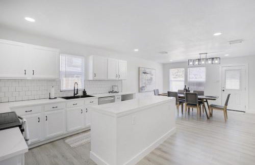 The Birch House - Serene Texas Lake Retreat - Foto 3