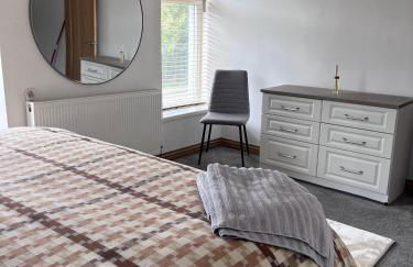 Modern Newly Renovated 3 Story House in Ebbw Vale - Foto 6