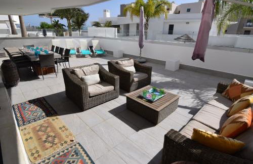 Dream Gardens 2 - Photo 1