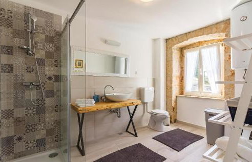 Stunning Home In Peruski With Wifi - Foto 24