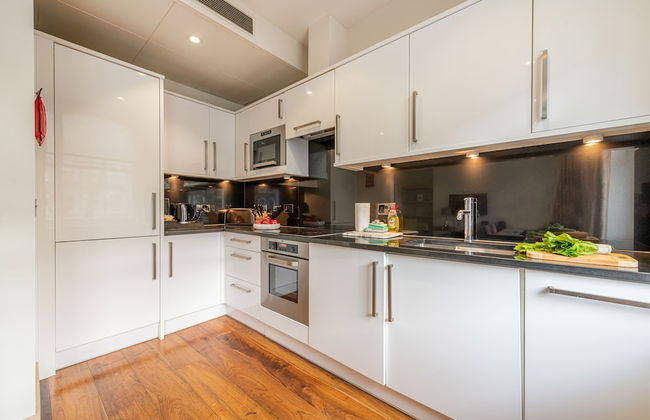 Claverley Court - Photo 76