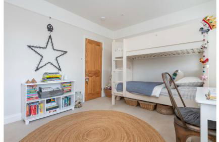 3-bedroom Home in Richmond - Ideal Family Living - Foto 81