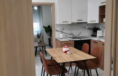 Modh Patras City Centre - Modern Design Oasis - Photo 16