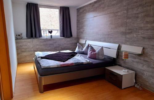 Willkommen in dem Luftkurort und Käsestadt Nieheim Rennstrecke 4km entfernt Fewo1 - Foto 9