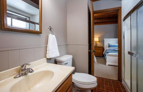 Owls Nest by Simple Life Rentals - Photo 6