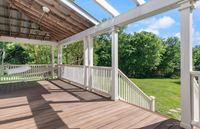 Beautiful Home on a Quiet Lot, Sleeps 14, Treehouse & Game Room! - Foto 20