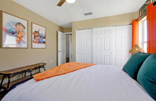 Lilo & Stitch Themed Villa 10 Min to Disney! Heated Pool & Game Room - Foto 31