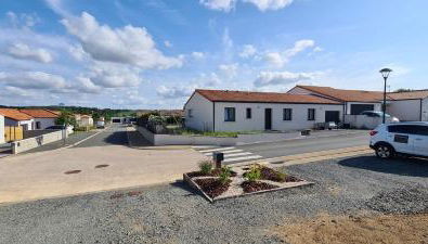 Gîte la Couzinette 3km du parc Puy du Fou - Foto 3