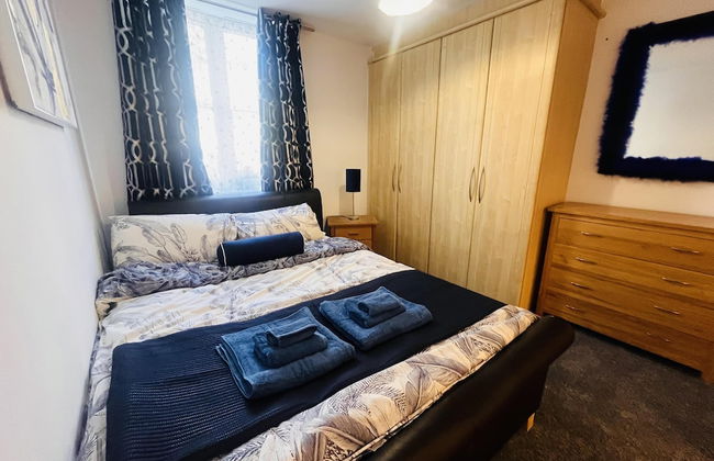 Beautiful 2 - Bed Apartment in Aylesbury - Foto 5