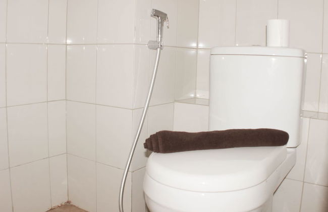 Comfy And Tidy Studio At Riverview Jababeka Apartment - Foto 8