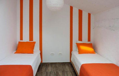 6 Bedroom Awesome Home In Labin - Foto 13