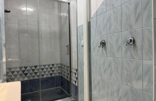 Apartament Bazyliańska - 100m do Metra "Bródno", 20 minut do centrum Warszawy - Foto 19