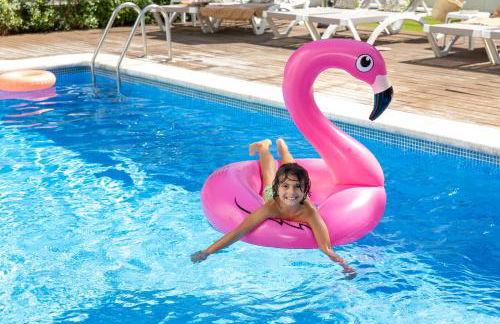 Aparthotel Las Palmeras Castelldefels - Photo 3