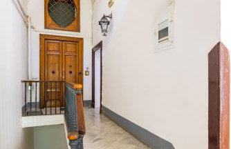 Alessios House by NapoliApartments - Photo 32