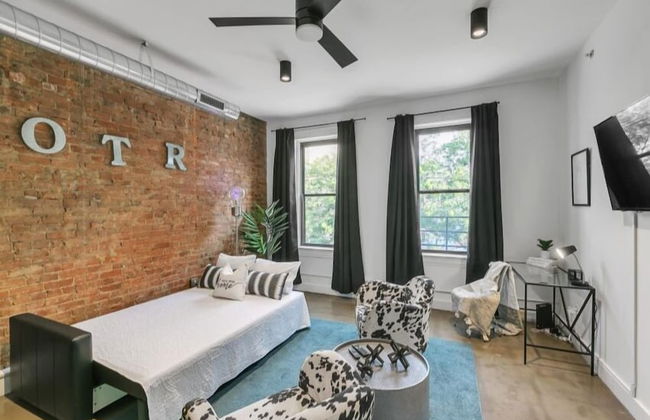 RESTAURANT on site. Walk to everything by RedAwning - Foto 5