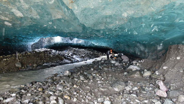 Vatnajökull Glacier Tour - Photo 3