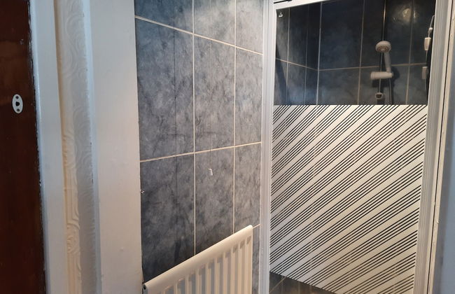 Glen Villa 5 Sleeps 6 Near Beach - Foto 8