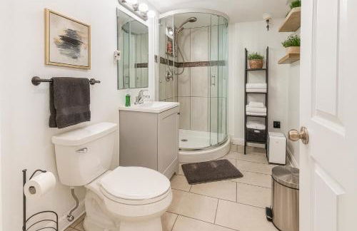 Nice 3BR Apt | 3 Beds |15 Min to NYC/Manhattan! - Foto 12