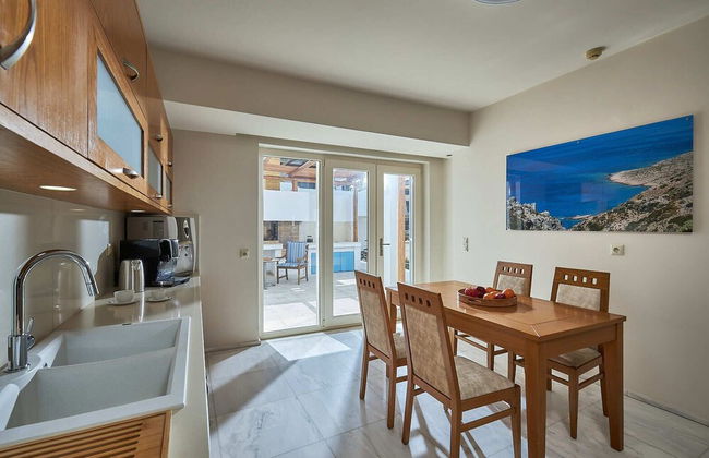 Rodo Seafront Villa with private pool - Photo 14