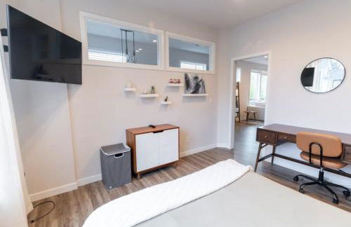 Comfy Family Home, Walkable Neighborhood + Patio! - Foto 49