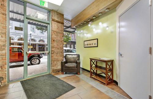 Gorgeous Condos - Walk to French Quarter - Foto 58