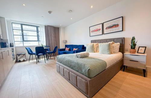 3-Bedroom with Balcony and Studio Apartments in St Johns Wood near Marylebone & Regents Park by NourNest Apartments - Foto 52
