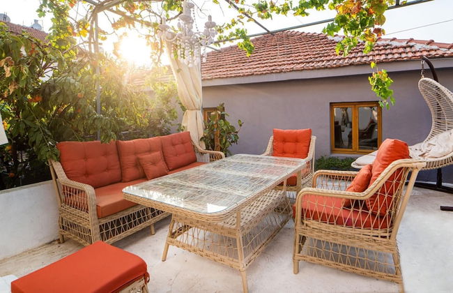 Cozy Oasis With Lovely Backyard in Fethiye - Foto 1