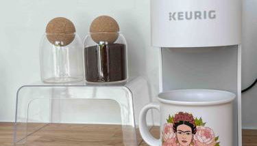 Queen Bed, Luxury Studio with Balcony - Photo 5