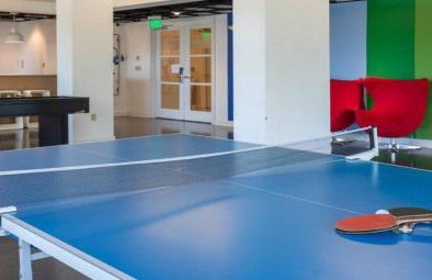 Cozy Suite at Towson Center - Foto 21